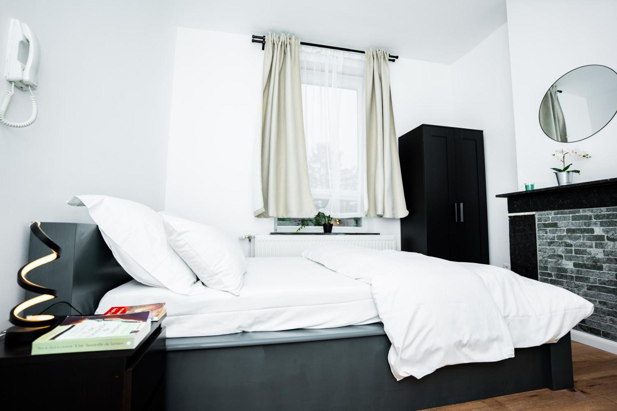 Chambre R1 Avec Salle De Bain Partagee Pres De L'Hopital De La Citadelle A Liège Exteriör bild