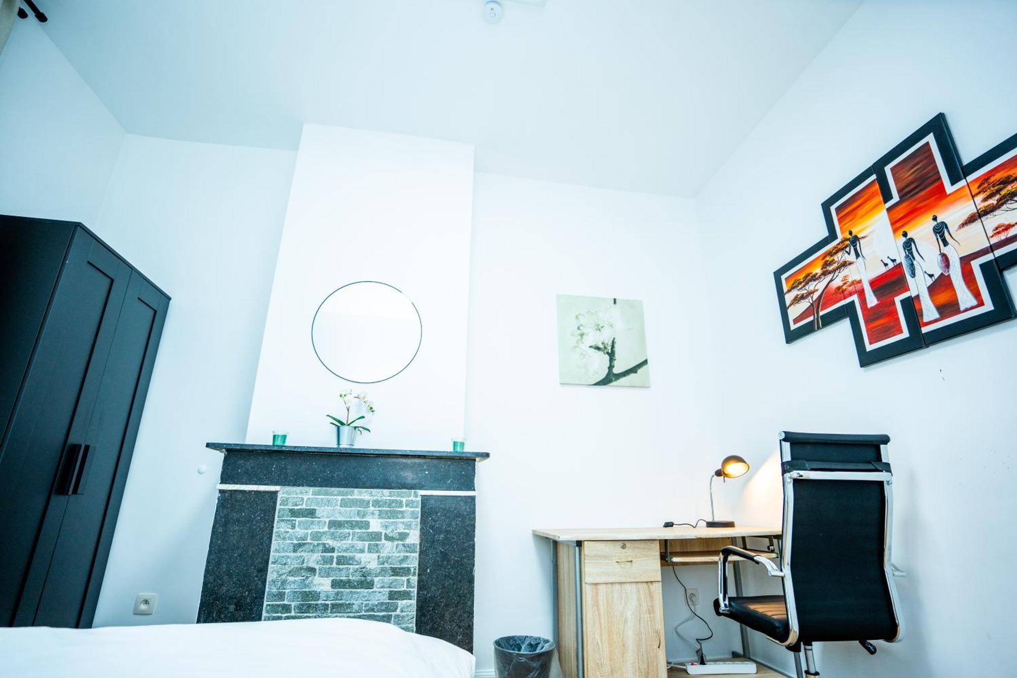 Chambre R1 Avec Salle De Bain Partagee Pres De L'Hopital De La Citadelle A Liège Exteriör bild